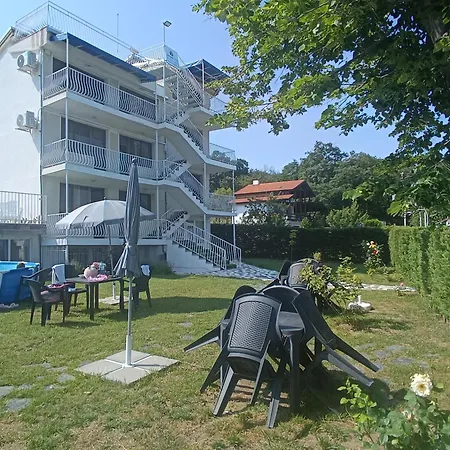 Simada Blue Pensionat Golden Sands